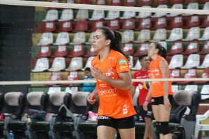 Thaisinha é a sexta maior pontuadora da Superliga (Foto: Divulgação/Genter Vôlei Bauru)
